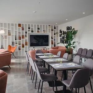 Hotell A House In - Adults Only, Estoril
